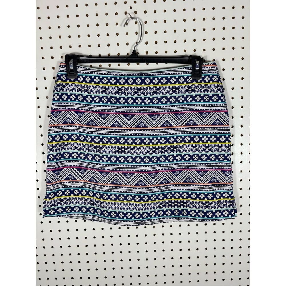Vineyard Vines multi pattern skort size 8